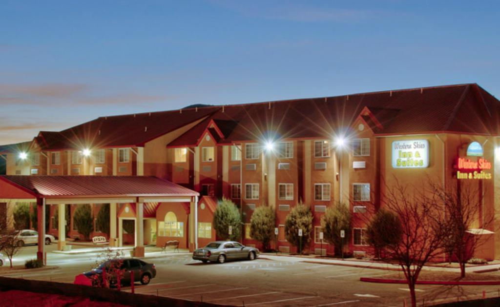 Western Skies Inn & Suites Los Lunas Luaran gambar