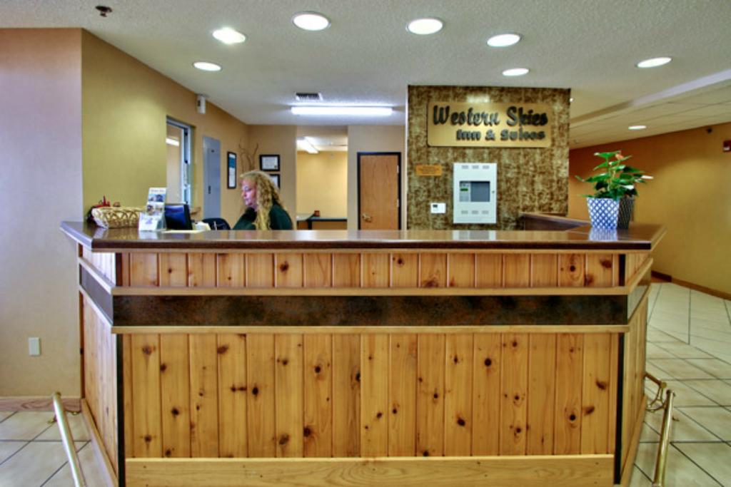 Western Skies Inn & Suites Los Lunas Luaran gambar