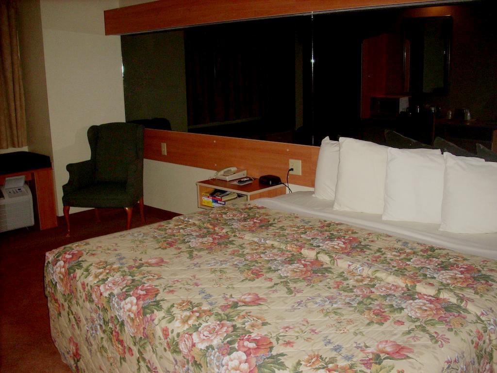 Western Skies Inn & Suites Los Lunas Luaran gambar